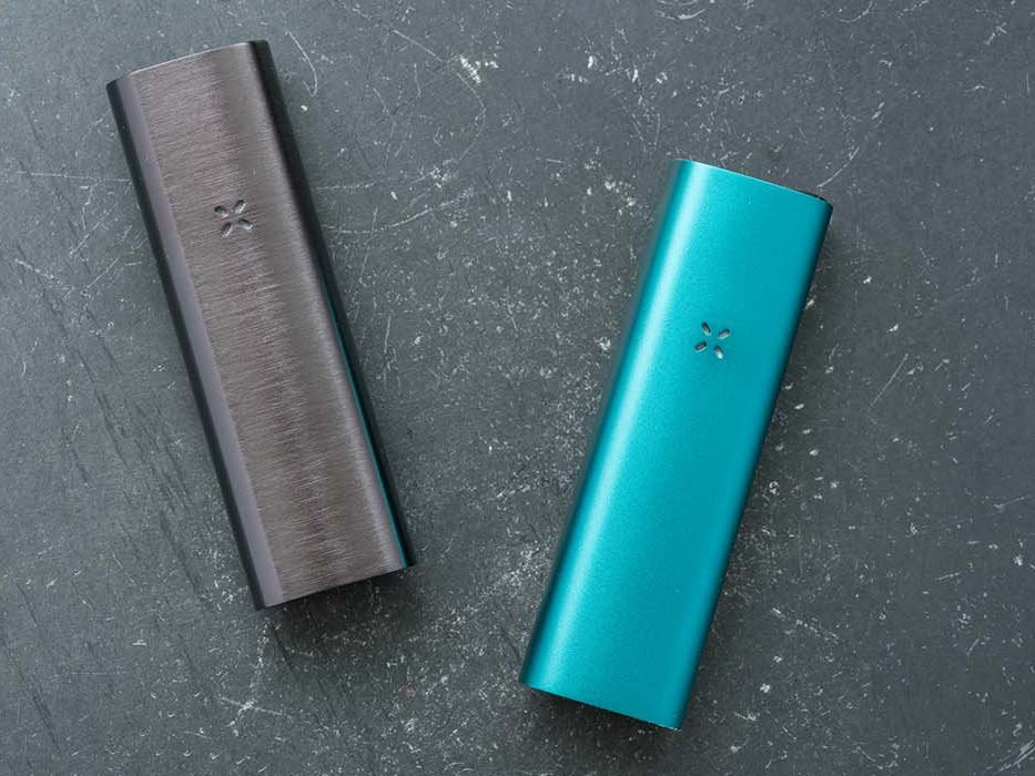 PAX 2 vs PAX 3: Which Difference Is The Tie Breaker? - Planet of the Vapes (Canada) PAX 2 vs PAX 3: Which Difference Is The Tie Breaker? - Planet of the Vapes (Canada)