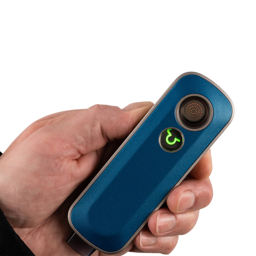 Firefly 2+ Vaporizer | Free Shipping - Planet of the Vapes (Canada) Firefly 2+ Vaporizer | Free Shipping - Planet of the Vapes (Canada)